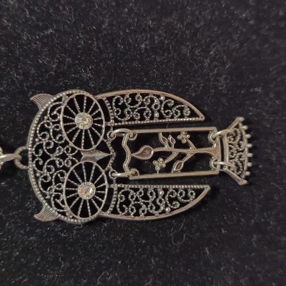 Silver owl necklace with rhinestone bling eyes - Picture 2 of 3